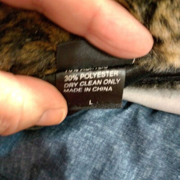 Women Leopard Print Faux Fur Sleeveless Vest - Picture 7 of 7